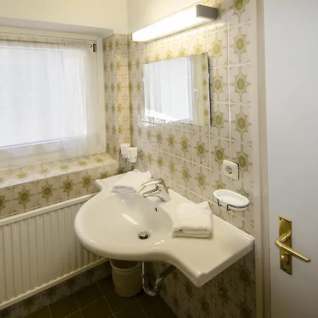 Penzion Manni Gastehaus 2*